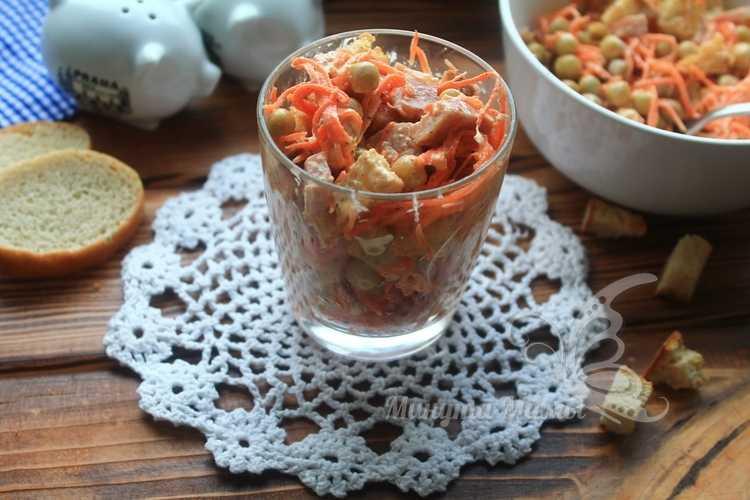 Салат с корейской морковью и колбасой – рецепт с фото пошагово