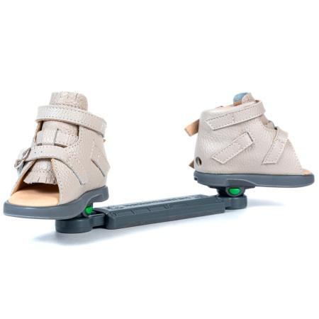 Лечение косолапости по методу Понсети: как брейсы помогают закрепить результат без операции